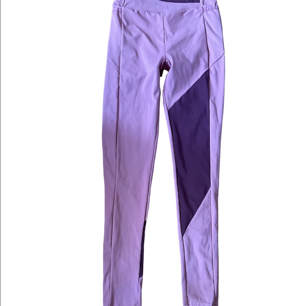 This is a pair of gymshark leggings